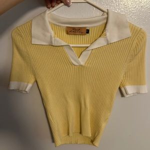 super cute boutique top! nice quality and can stretch!